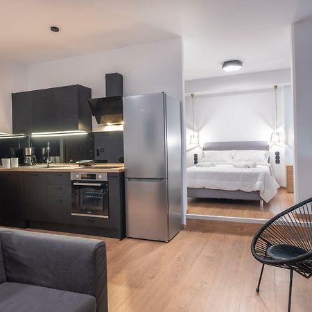 Elegant Urban Apartment كاندية المظهر الخارجي الصورة
