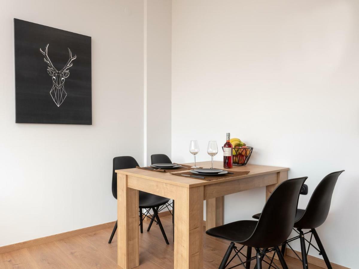Elegant Urban Apartment كاندية المظهر الخارجي الصورة